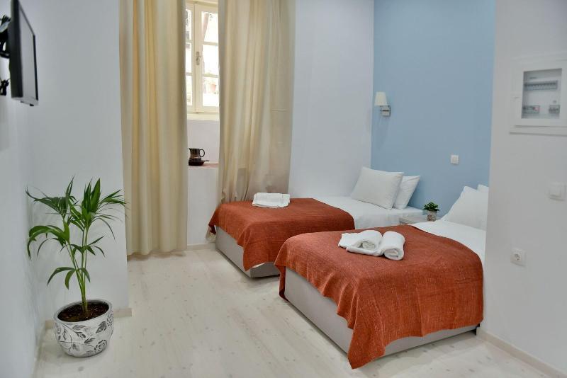 Douskos Port House Hotel Hydra  Luaran gambar