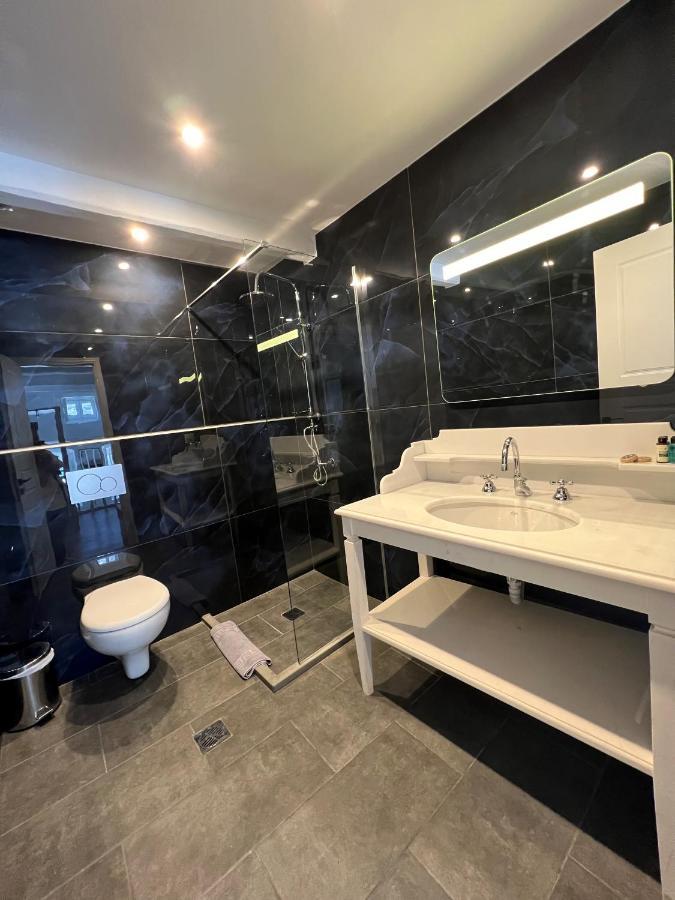 Douskos Port House Hotel Hydra  Luaran gambar