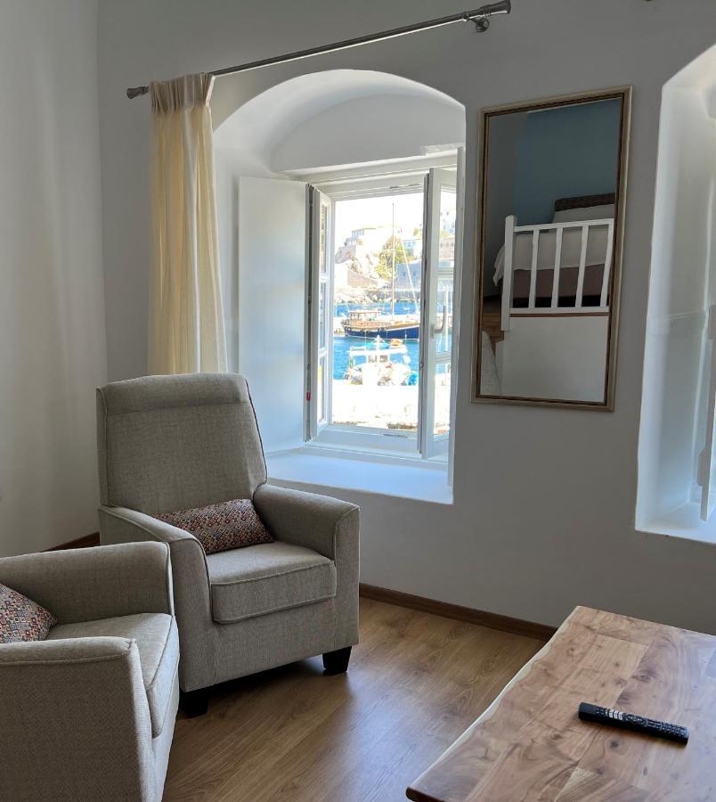 Douskos Port House Hotel Hydra  Luaran gambar