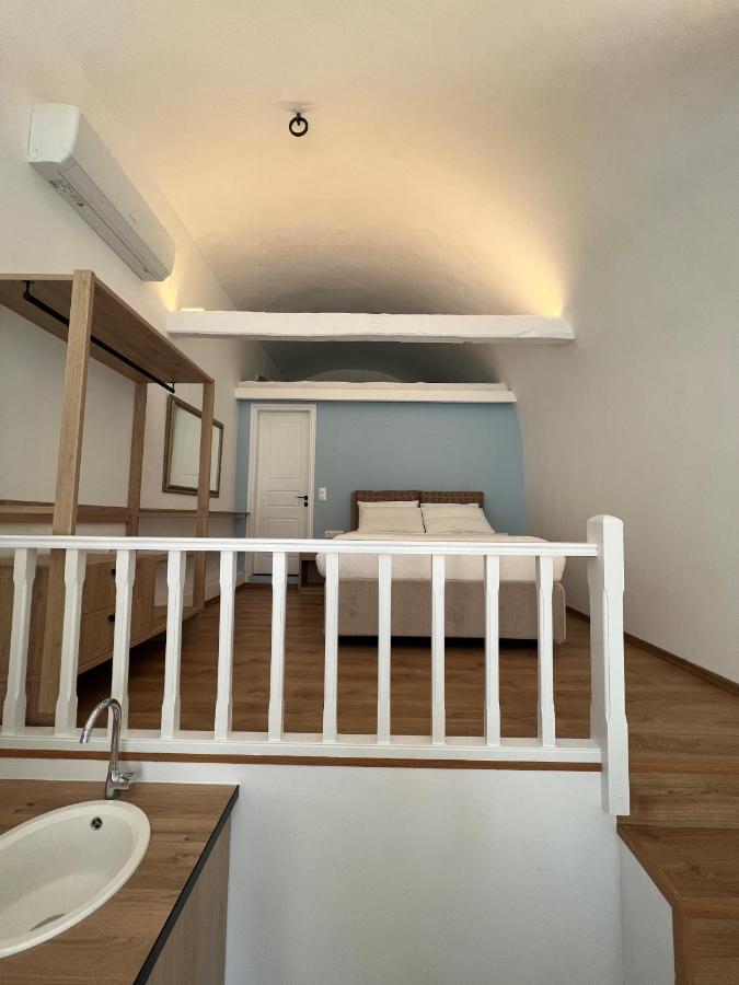 Douskos Port House Hotel Hydra  Luaran gambar