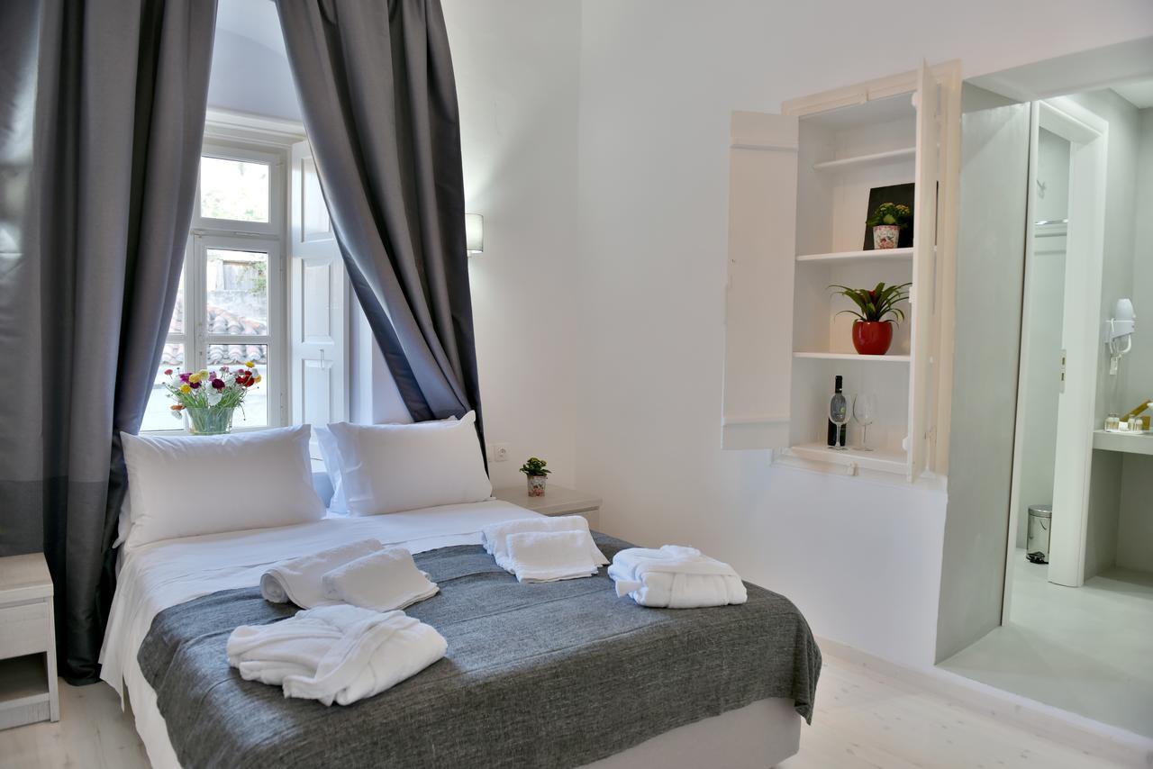 Douskos Port House Hotel Hydra  Luaran gambar