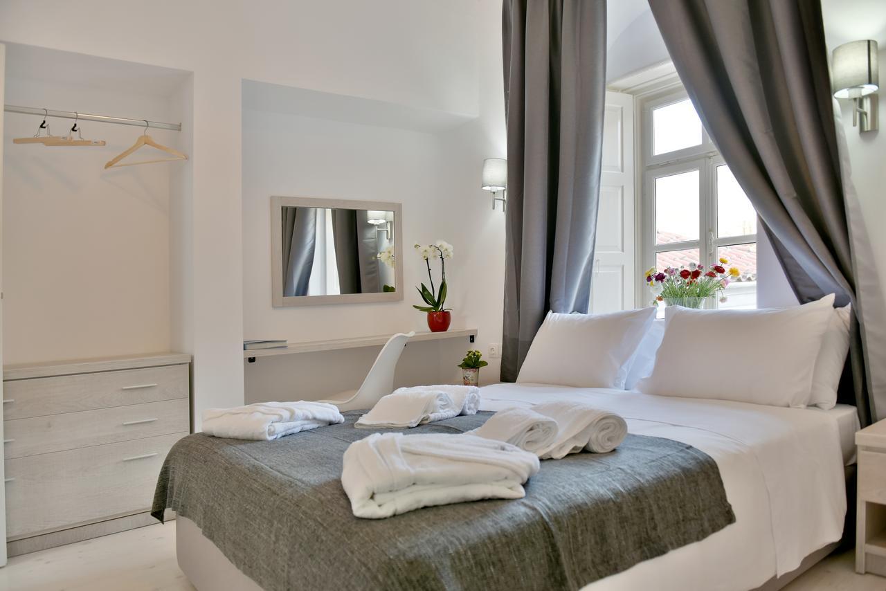 Douskos Port House Hotel Hydra  Luaran gambar