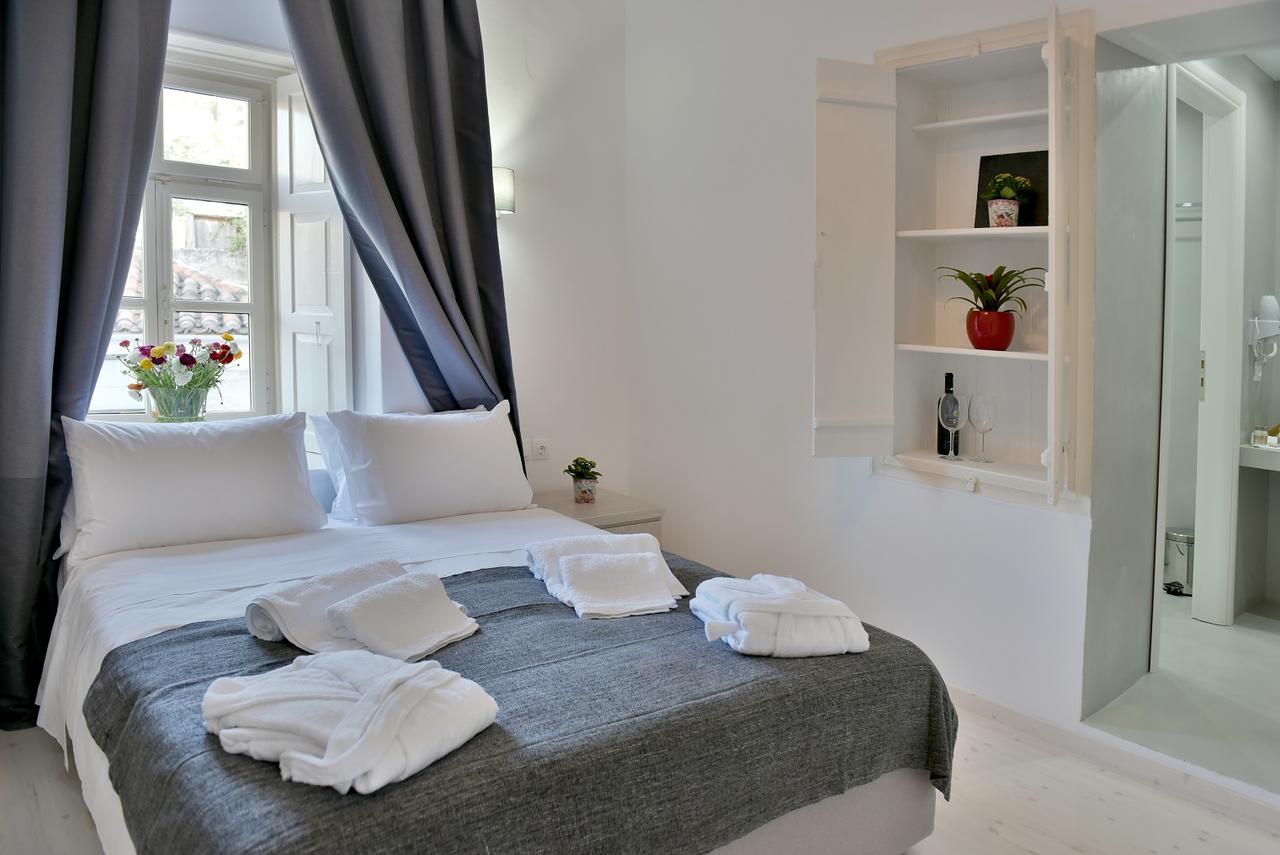 Douskos Port House Hotel Hydra  Luaran gambar